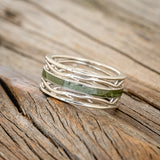 MEN'S "ARTEMIS" - MOSS WEDDING RING FEATURING A 14K GOLD BAND-8