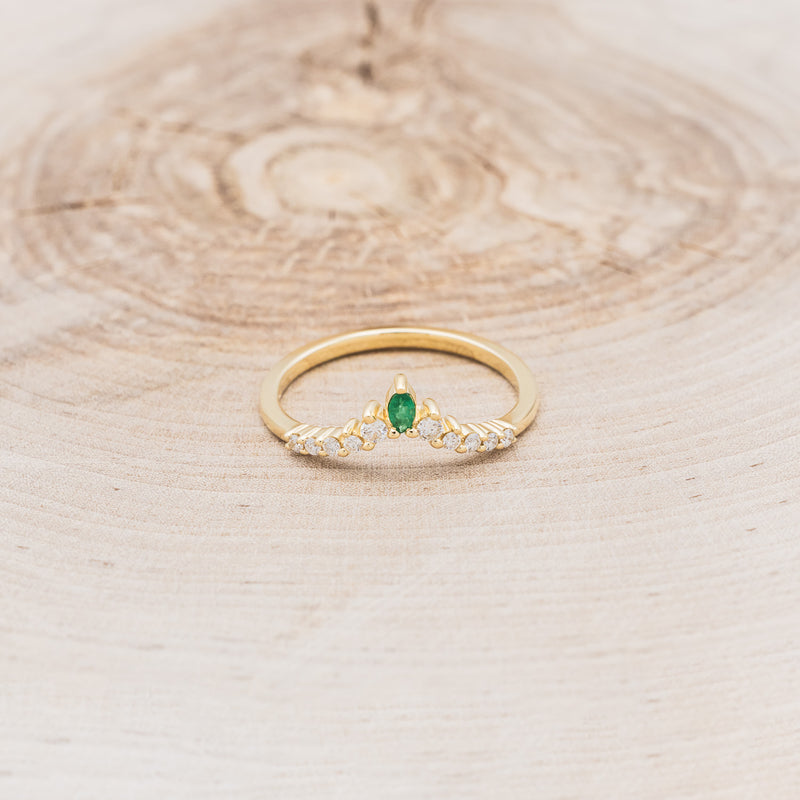 "SAGE" - KITE CUT MOSS AGATE ENGAGEMENT RING WITH DIAMOND ACCENTS & EMERALD TRACER-55