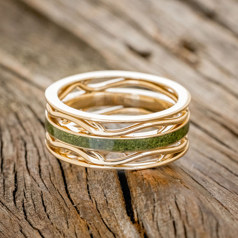 MEN'S "ARTEMIS" - MOSS WEDDING RING FEATURING A 14K GOLD BAND-6