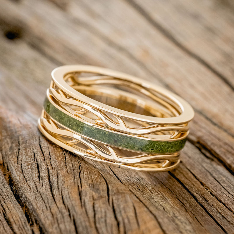 MEN'S "ARTEMIS" - MOSS WEDDING RING FEATURING A 14K GOLD BAND-5